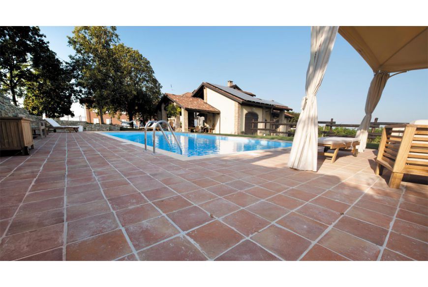 Terre cuite carrée 25x25 cm