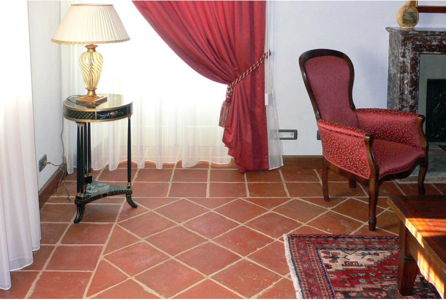 Terre cuite carrée 25x25 cm