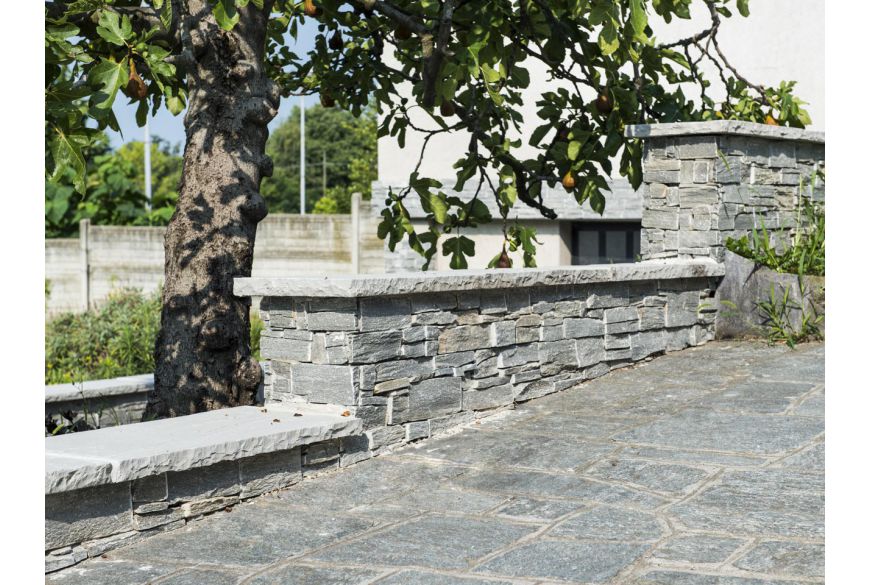 Wall coping slabs