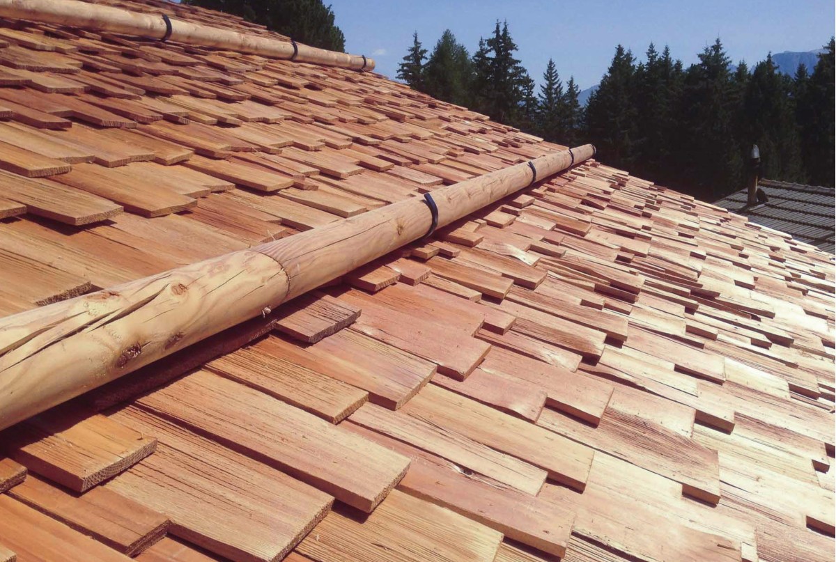 Natural split larch shingles